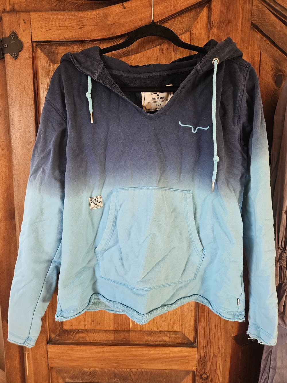 Kimes Ranch Women's Ombre V-Neck Hoodie Sweater - Navy to Light Blue